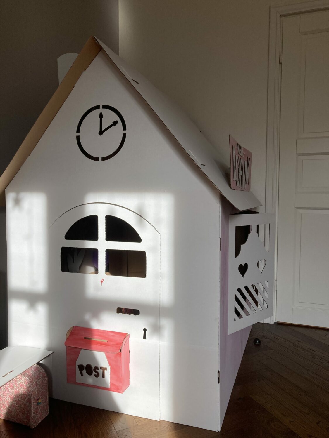 DIY kartonska kućica za djecu - Slika 3