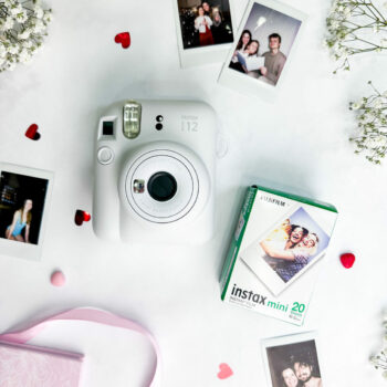 Poklon paket "zabilježi svoje uspomene" - Instax mini instant kamera + filmovi!