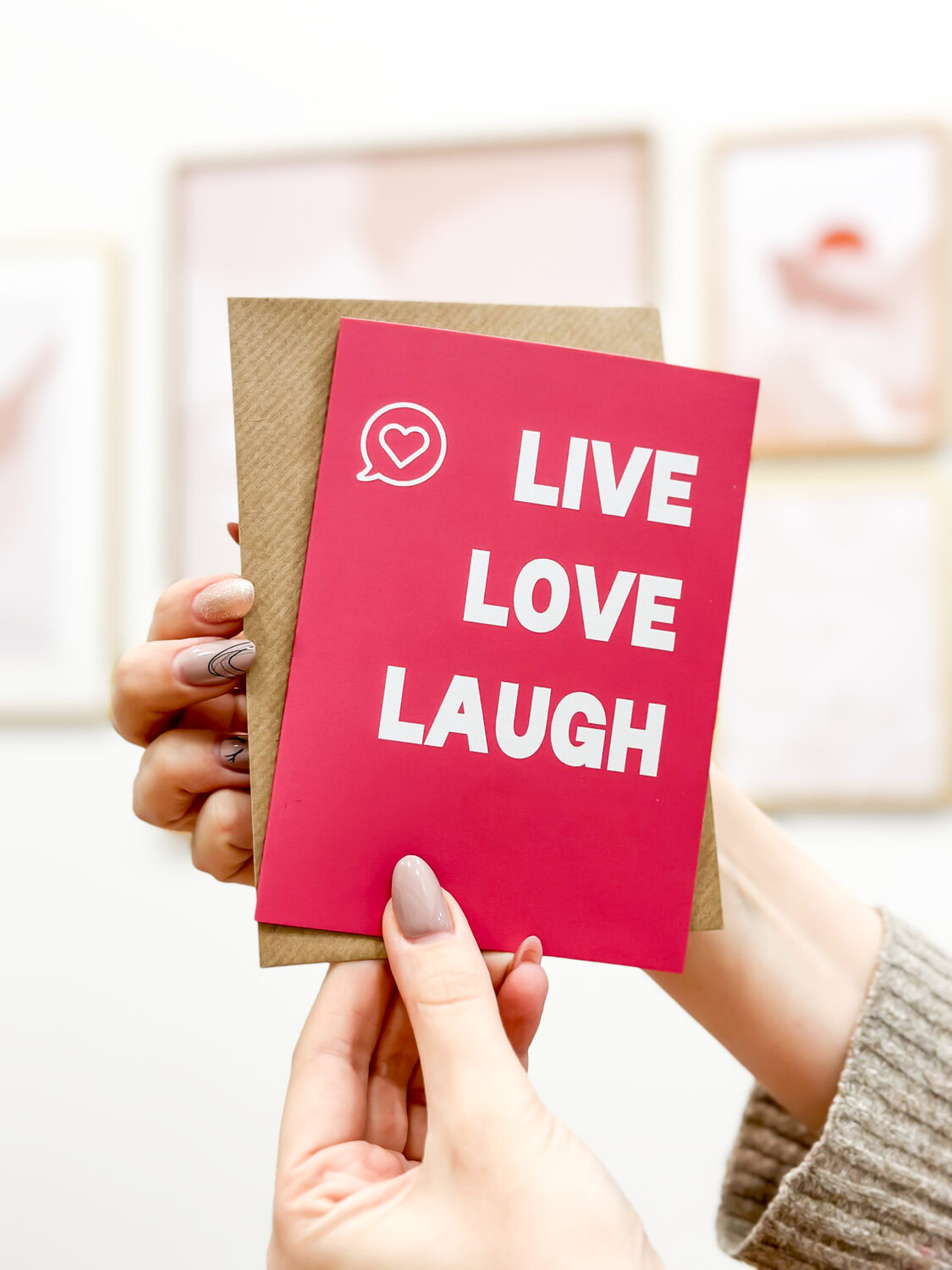 Čestitka - Live. Love. Laugh.