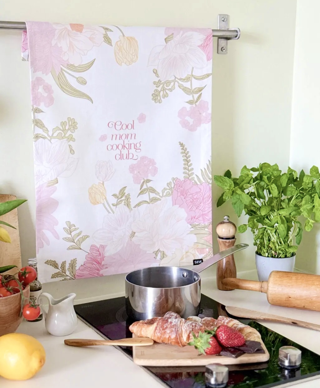 kuhinjska krpa - cool mom cooking club