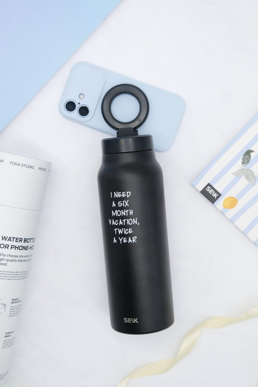 2-u-1 termos bočica za vodu s magnetskim držačem za telefon – Odmor (700 ml)