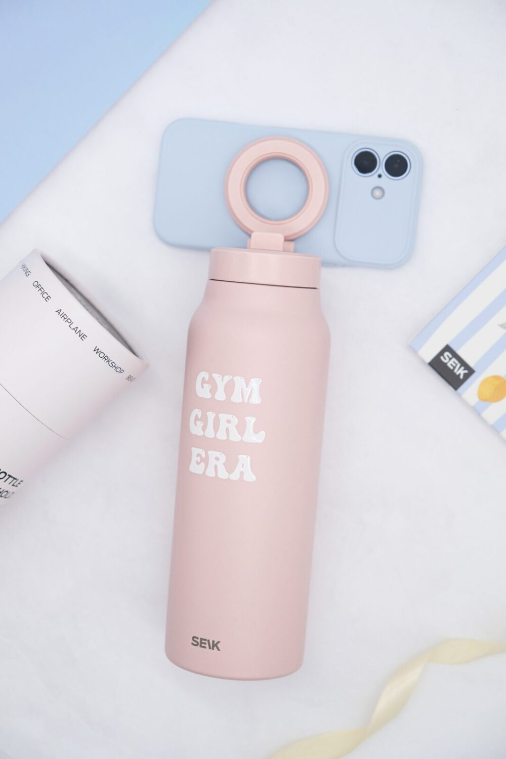 2-u-1 termos bočica za vodu s magnetskim držačem za telefon - gym girl era (700ml) - Slika 2