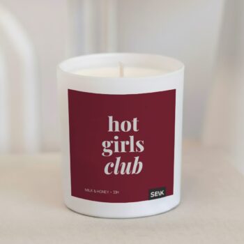 Sretna svijeća - hot girls club